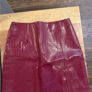 Elegant Burgundy Croc-Embossed Skirt